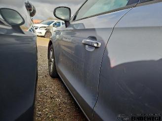 Audi A1 A1 Sportback (8XA/8XF), Hatchback 5-drs, 2011 / 2018 1.0 TFSI Ultra 12V picture 17