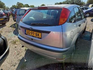 Ford Focus Focus 1, Hatchback, 1998 / 2004 1.6 16V picture 3