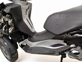 Piaggio  YOURBAN picture 9