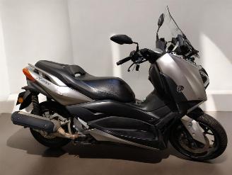 škoda koloběžky Yamaha Xmax  2018/5