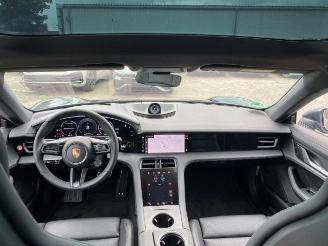 Porsche Taycan 4S Facelift *PANO - HEAD UP - KAM - BOSE* picture 17