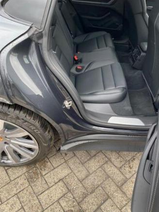 Porsche Taycan 4S Facelift *PANO - HEAD UP - KAM - BOSE* picture 13