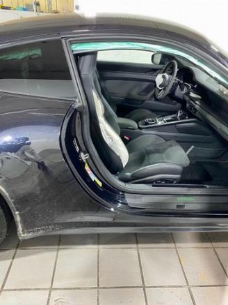 Porsche 911 Carrera 4 GTS T-Hybrid KERAMIK/CHRONO/LIFT picture 15