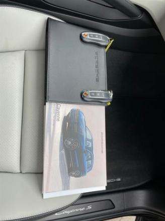 Porsche Cayenne S E-Hybrid Coupe CHRONO/PANO/HUD/360 picture 24