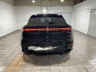 Porsche Cayenne S E-Hybrid Coupe CHRONO/PANO/HUD/360 picture 5