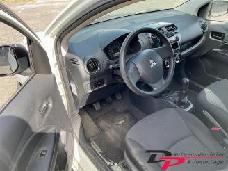 Mitsubishi Space-star Space Star (A0), Hatchback, 2012 1.0 12V picture 9