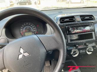 Mitsubishi Space-star Space Star (A0), Hatchback, 2012 1.0 12V picture 10