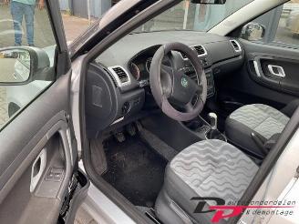 Skoda Fabia Fabia II Combi, Combi 5-drs, 2007 / 2014 1.4i 16V picture 10