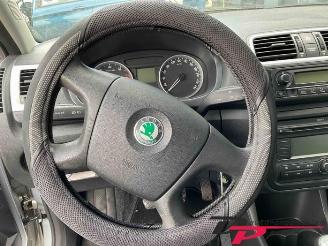 Skoda Fabia Fabia II Combi, Combi 5-drs, 2007 / 2014 1.4i 16V picture 14
