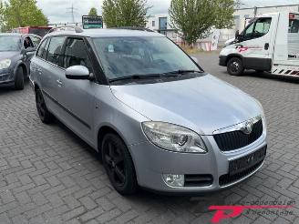 Skoda Fabia Fabia II Combi, Combi 5-drs, 2007 / 2014 1.4i 16V picture 3