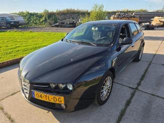 Alfa Romeo 159 159 Sportwagon (939BX), Combi, 2005 / 2012 1.8 MPI 16V picture 2