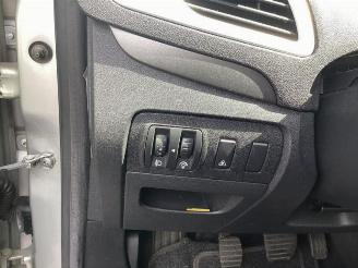 Renault Scenic Scenic III (JZ), MPV, 2009 / 2016 1.6 16V picture 23