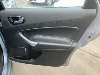 Ford Mondeo Mondeo IV, Sedan, 2007 / 2015 2.0 16V picture 24