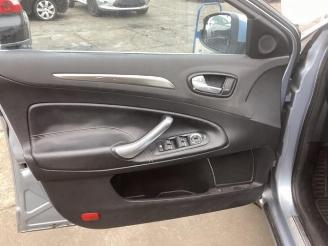 Ford Mondeo Mondeo IV, Sedan, 2007 / 2015 2.0 16V picture 20