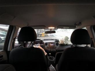 Hyundai I-10 i10 (B5), Hatchback, 2013 / 2019 1.0 12V picture 10