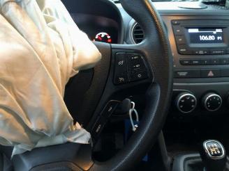Hyundai I-10 i10 (B5), Hatchback, 2013 / 2019 1.0 12V picture 16