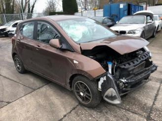 Hyundai I-10 i10 (B5), Hatchback, 2013 / 2019 1.0 12V picture 2