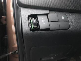 Hyundai I-10 i10 (B5), Hatchback, 2013 / 2019 1.0 12V picture 18
