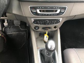 Renault Mégane Megane III Berline (BZ), Hatchback 5-drs, 2008 / 2017 1.9 dCi picture 16