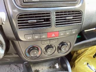 Opel Combo Combo, Van, 2012 / 2018 1.3 CDTI 16V ecoFlex picture 15