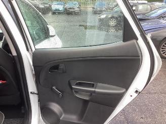 Kia Venga Venga, MPV, 2010 / 2019 1.4 CVVT 16V picture 15