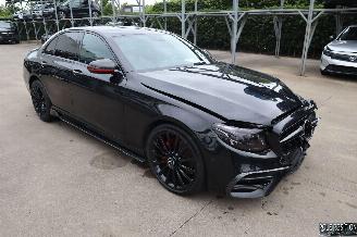 krockskadad bil auto Mercedes E-klasse 220 CDI 2018/4