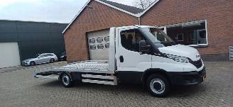 Iveco Daily 3.0  180pk automaat  autotransporter picture 1