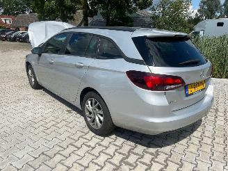 disassembly passenger cars Opel Astra SPORTS TOURER 1.2 EXECUTIVE NAVI STOELVERWARMING 2020/10