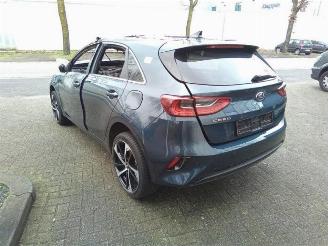 Kia Cee d  picture 4