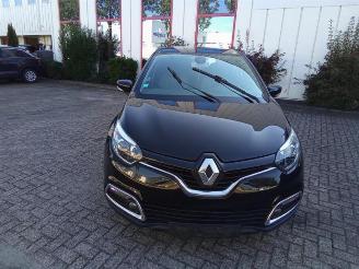 Renault Captur  picture 2