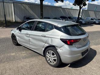 Opel Astra Astra Mk.7, Hatchback 5-drs, 2015 1.2 110 picture 4