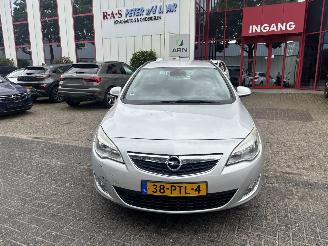 Coche accidentado Opel Astra SPORTS TOURER 1.4 T EDITION 2011/3