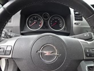 Opel Zafira Zafira (M75), MPV, 2005 / 2015 1.9 CDTI picture 4