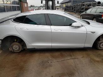 Tesla Model S  picture 4