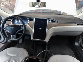 Tesla Model S  picture 8