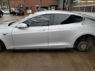 Tesla Model S  picture 5