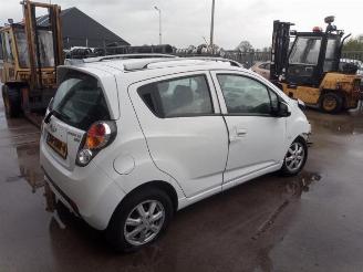 Chevrolet Spark  picture 2