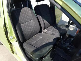 Daihatsu Cuore Cuore (L251/271/276), Hatchback, 2003 1.0 12V DVVT picture 17