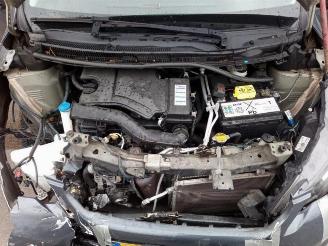 Peugeot 108 108, Hatchback, 2014 1.0 12V picture 22