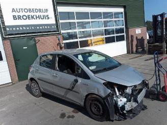 demontáž osobní automobily Toyota Yaris Yaris III (P13), Hatchback, 2010 / 2020 1.5 16V Hybrid 2016/3