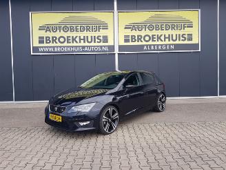Schadeauto Seat Leon 2.0 TDI FR 2013/5