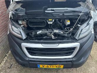 Peugeot Boxer 330 2.0 BlueHDI L1H1 Premium picture 28