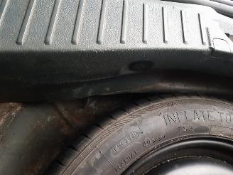 Ford C-Max 1.0 Titanium picture 11