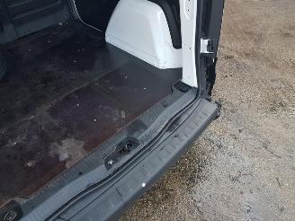 Renault Kangoo 1.5 Blue dCi 75 Comfort L1 picture 11