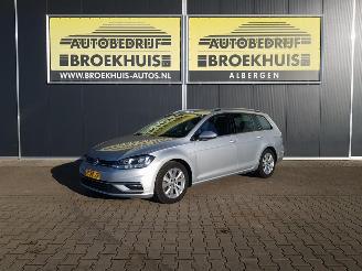 damaged passenger cars Volkswagen Golf Variant 1.5 TSI Comfortline 2019/10