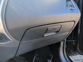 Hyundai Ix35 iX35 (LM), SUV, 2009 / 2015 2.0 16V picture 27