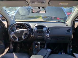 Hyundai Ix35 iX35 (LM), SUV, 2009 / 2015 2.0 16V picture 19