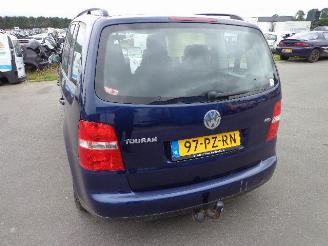 Volkswagen Touran  picture 3