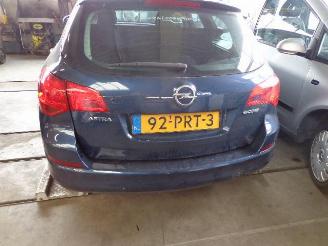 Opel Astra  picture 9