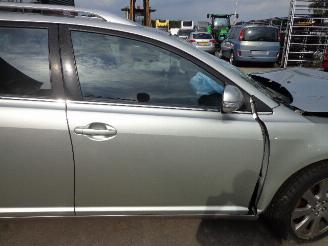 Toyota Avensis  picture 7